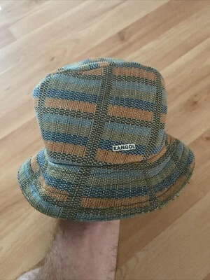 Kangol Kids большая коробка клетку ведро шляпа - размер детский большой - отличном состоянии - Изображение 1 из 4