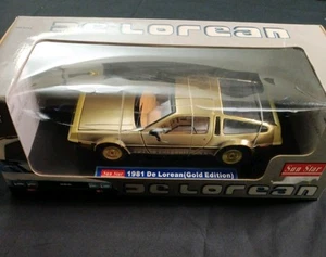 Gold 1981 De Lorean (Gold Edition) Sun Star Die Cast 1/18 # 2702 - Picture 1 of 10