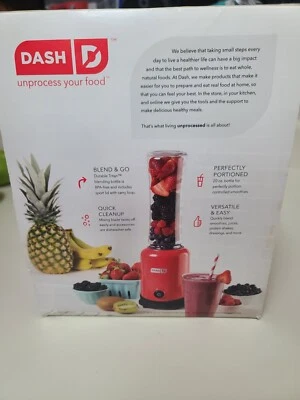 Licuadora deportiva Dash roja con tapa deportiva 240 vatios Foto 1 de 4