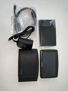 TOM TOM XL GPS N14644 Bundle (Case, USB Charger, AC Charger) - Picture 1 of 5