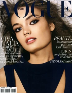 2004 MAY VOGUE PARIS MAGAZINE - ANNA MARIA URAJEVSKAYA COVER - Foto 1 di 1