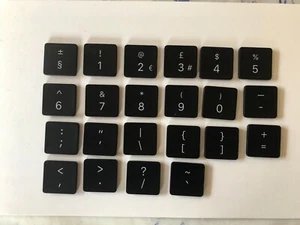 🍒 Kit de conversion de clés MacBook Pro vers anglais britannique A2991 A2992 Noir M3 - Photo 1/8
