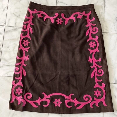 Falda Escada Mujer 40 Marrón Rayón Forrada Con Diseños Rosa Foto 1 de 4