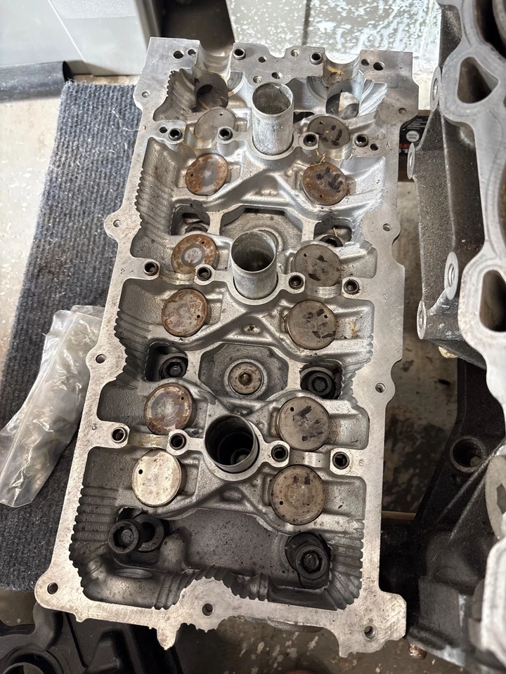 CABEZAL LADO CONDUCTOR VQ 35DE Infiniti G 35 Foto 1 de 1