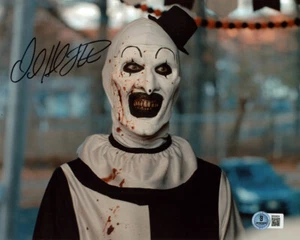 DAVID HOWARD THORNTON SIGNED 8x10 PHOTO ART THE CLOWN TERRIFIER RARE BECKETT BAS - Picture 1 of 2