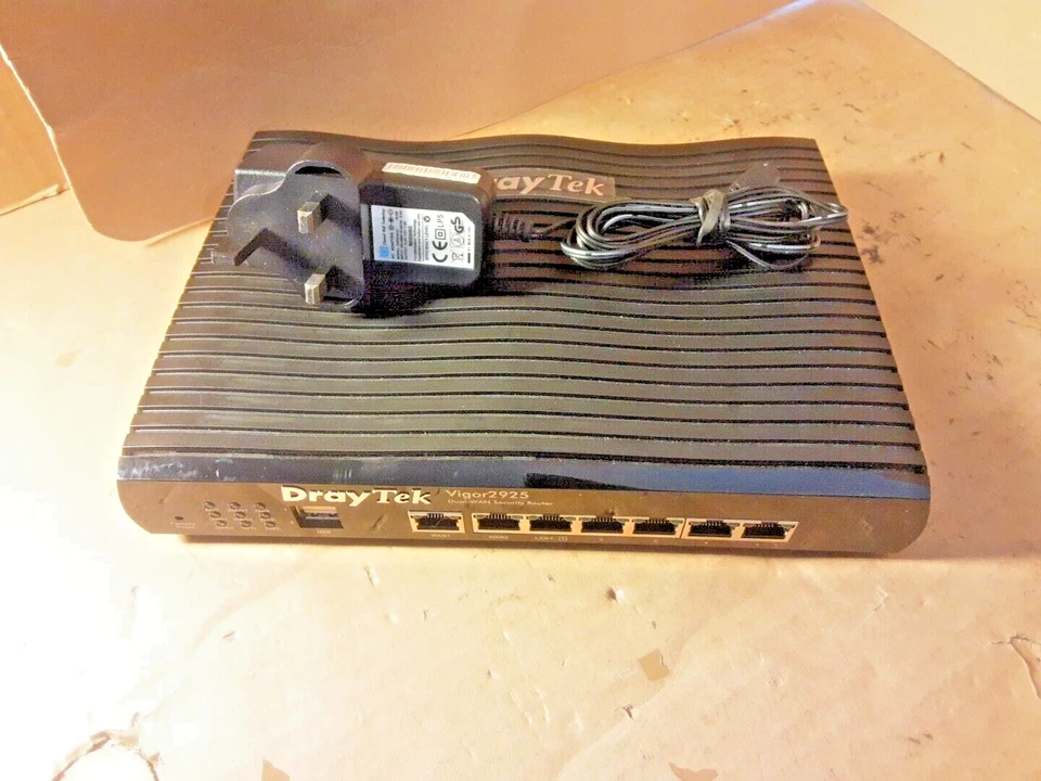 Draytek Vigor 2925 Dual-WAN 5x Gigabit Etherne Security Router FIREWALL - Image 1 of 4