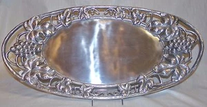 Bandeja para servir ovalada con patrón de uva Arthur Court diseño - Imagen 1 de 1