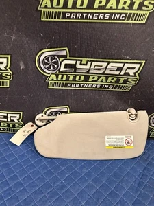 2006-2008 DODGE RAM 3500 FRONT PASSENGER RIGHT SUN VISOR OEM - Picture 1 of 11
