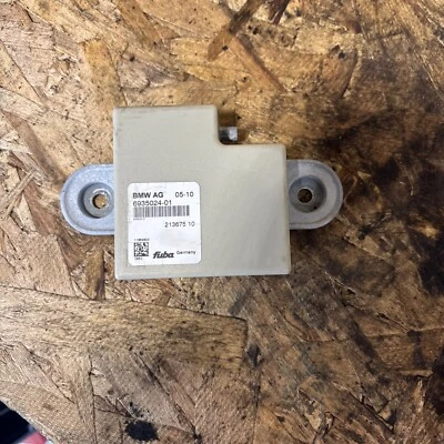 2011 BMW 135i резервный модуль антенны 6935024 E88 - Изображение 1 из 4