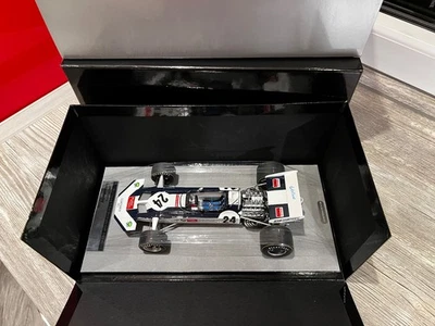 Tecnomodel 1:18 Surtees Cosworth TS9 Rolf Stommelen 1971 GP England Formel 1 - Bild 1 von 4