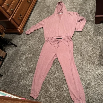 Lot Of 6  NIKE Live Well Blouse Woman Girls - Image 1 of 4