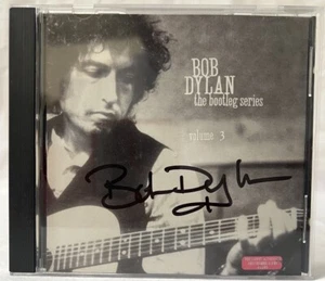 VTG Signed Autograph Bob Dylan Authentic Rare CD Album W/COA - Picture 1 of 9