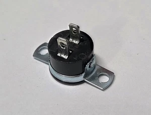 New Cinch S-302-AB 2-Pin Jones Panel Connector Solder Eyelet - NEW - Picture 1 of 3