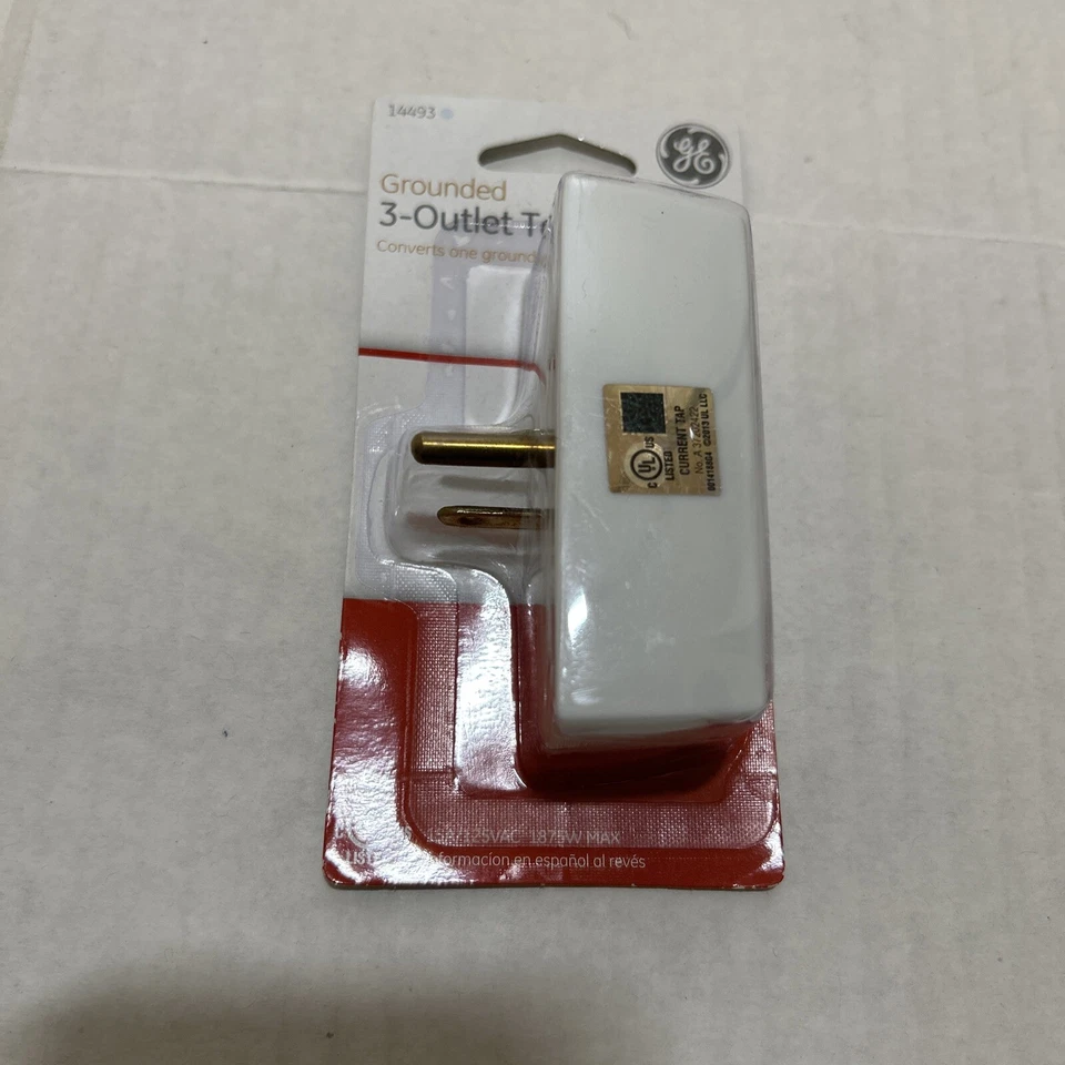 General Electric 3 Outlet Grounded Tap White - Image 1 of 4