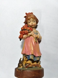 Dolfi Girl W/Flowers Cat & Mouse Figurine 4 1/2'' - Picture 1 of 5