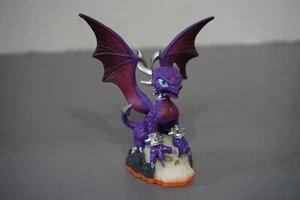 Skylanders Cynder Figure Undead Element Giants Series Activision - Picture 1 of 3