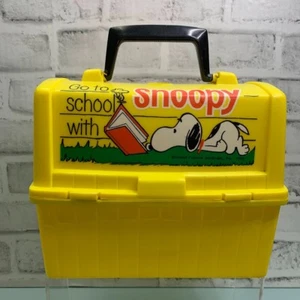 Vintage Thermos King Seely SNOOPY Plastic Lunch Box Yellow No Thermos - Picture 1 of 11