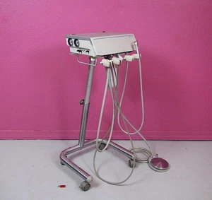 Unidad de entrega dental portátil ADEC Pac I 3420 soporte de control e interruptor de pie - Imagen 1 de 20