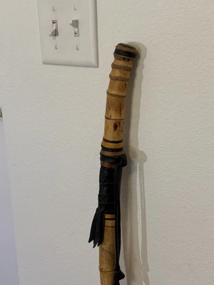 "Hermoso mango/correa vintage de bambú tallado a mano 45"" - veterinario de la Segunda Guerra Mundial -" Foto 1 de 4