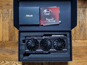 ASUS AMD Radeon RX 6800 XT GAMING OC scheda grafica (TUF-RX6800XT-O16G-GAMING) - Foto 1 di 7