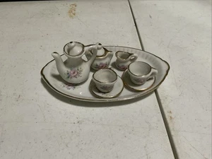 10-teiliges Miniatur Porzellan Teeservice Markenlos - Bild 1 von 7