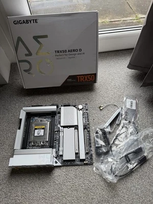 Gigabyte TRX50 AERO D Support AMD Ryzen Threadripper PRO 7000 cpu 7960x/7970x - Image 1 of 4
