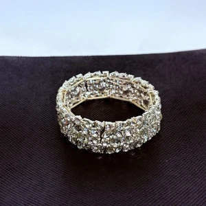 "Pulsera vintage de diamantes de imitación transparentes de joyería de moda 1x1"" belleza usada en excelente estado" - Imagen 1 de 4