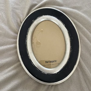 Pier 1 Imports Wooden Oval Frame 5x7” Black Silver - Picture 1 of 3