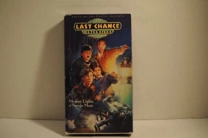 The Last Chance Detective, Mystery Lights of Navajo Mesa, Family video VHS tape - Imagen 1 de 3