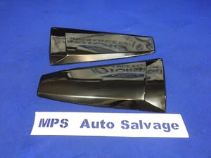 2005-2009 Ford Mustang Xenon Black Quarter Glass Scoop Pair Scoops X41 - Picture 1 of 10