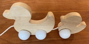 Nachziehspielzeug Holzspielzeug Motorik Kinderspielzeug Rollspiel 2 Enten - Bild 1 von 5