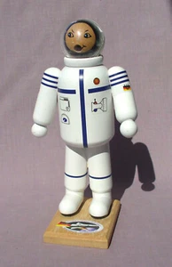 Räuchermännchen Kuhnert Erzgebirge DDR Kosmonaut Sigmund Jähn - SELTEN - - Bild 1 von 10