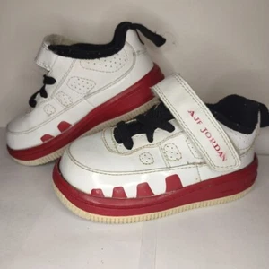 Zapatillas Nike Air Jordan AJF 9 (TD) Blanco Rojo Negro Niño Pequeño Talla 5C 352740-102 - Imagen 1 de 15