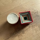 Plastikbecherspielzeug