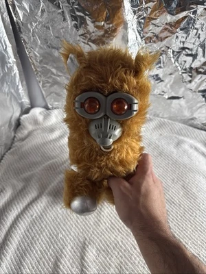 De colección Battlestar Galactica Daggit Tirar Cuerda 13" Peluche Funciona Tiene Desgaste Foto 1 de 4