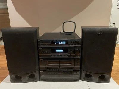 Sistema estéreo Sony LBT-D550 cambiador de CD de 5 discos doble casete altavoces de radio AM/FM Foto 1 de 4