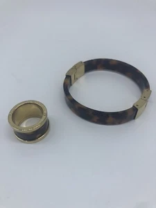 Michael Kors Faux Tortoise Shell Hinged Bangle Bracelet & Ring W/Gold Tone Metal - Picture 1 of 5