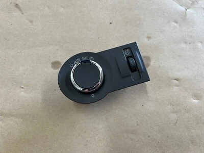 2010-2015 Chevrolet Camaro SS Headlight Switch - OEM - Изображение 1 из 4