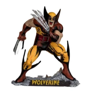 McFarlane Toys Marvel The Incredible Hulk Wolverine Collectible Figure - Picture 1 of 7