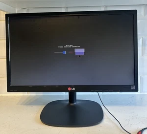 LG M 22M35A 21.5" Widescreen LED Monitor - Afbeelding 1 van 7