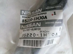 GENUINE NISSAN MICRA K13 2010-17 BRACKET REAR BUMPER RH - 852201HJ0A - Picture 1 of 3