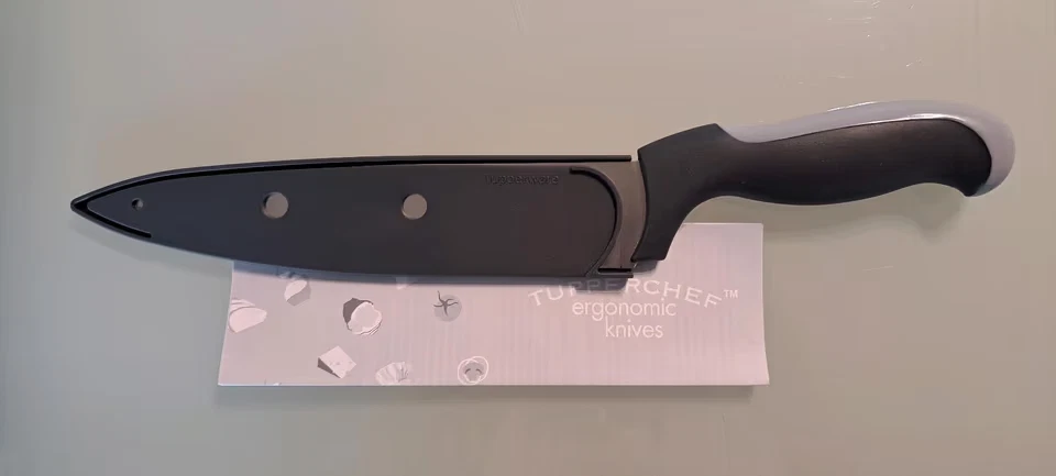 TUPPERWARE D87 ERGONOMIC KOCHMESSER + SCHUTZKAPPE ANTHRAZIT GRAU NEU - Bild 1 von 1