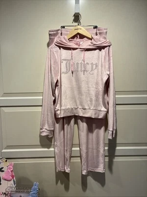 Juicy Couture Women’s Pink Velour Bejeweled Pajama  Lounge Set Size Large New - Image 1 of 4