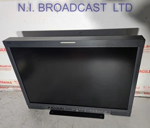 JVC dt-r24l4ld  24ich HD SDI   video monitor with stand (ref 2) - Picture 1 of 12