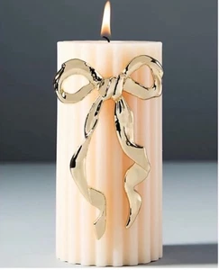 Anthropologie Golden Bow Candle Charm NWT Girly Coquette Cottagecore Whimsical - Picture 1 of 4