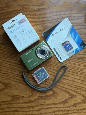 🔥Kodak EasyShare Digital Camera Handheld M532 Green Tested New Battery&Charger - Image 1 of 4