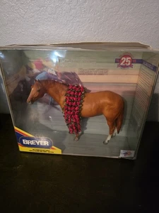 Breyer Secretariat 770598 | QVC Triple Corona 1998 Edición 25 Aniversario NRFB - Imagen 1 de 11