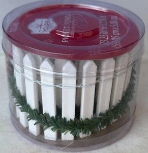 2022 Walmart Holiday Time Christmas Holiday White Picket Fence Decor 2" Height - Picture 1 of 5