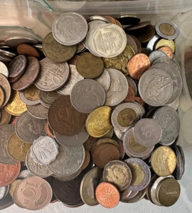 WORLD Coins Over 100 INTERNATIONAL FOREIGN 1+ LBS BULK LOT Free Shipping Gd - BU - Picture 1 of 4