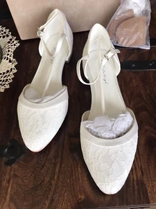 wedding shoes - Picture 1 of 5